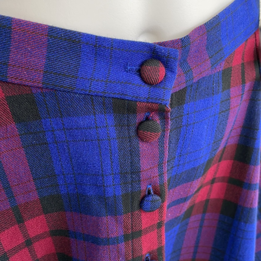 Forever 21 Plaid Mini Skater Skirt w/ Front Buttons - Picture 5 of 10